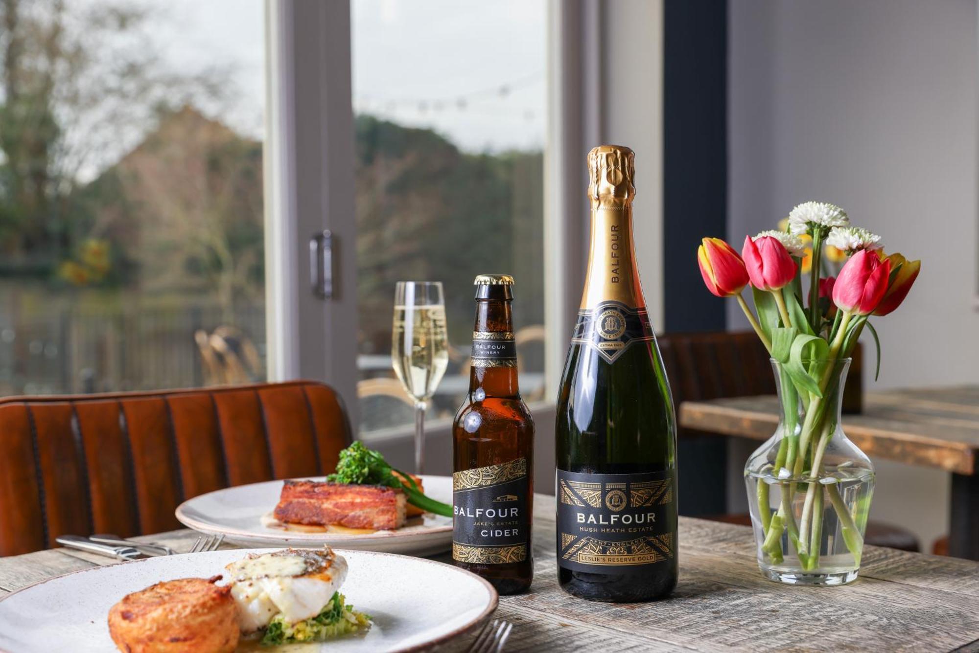 The Goudhurst Inn Exteriér fotografie